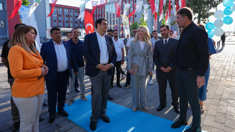 BAŞKAN YILMAZ'DAN, GÖLBUCKS VE ÇAMAŞIRHANE MÜJDESİ ŞEHİTKAMİL’DEN 3’Ü 1 ARADA HİZMET