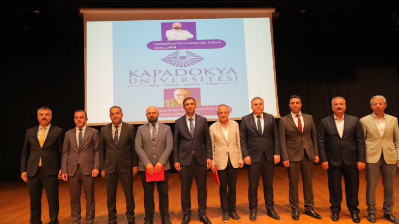 ŞAHİNBEY’DE YAPAY ZEKA VE EĞİTİM MASAYA YATIRILDI