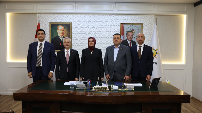 AK PARTİ GAZİANTEP İL DANIŞMA MECLİSİ YİNE DOLU DOLU GEÇTİ 