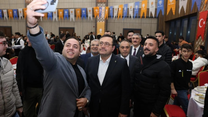 AK Parti Gaziantep bölgeye liderlik ediyor