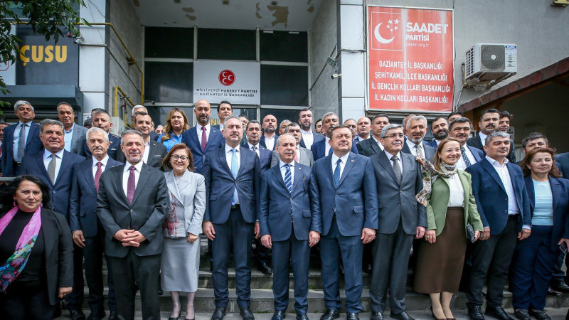 GAZİANTEP’TE SİYASETİN 