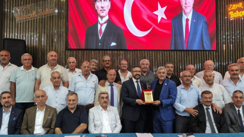 Mehmet Yılmaz’a Türkiye Emekli Muhtarlardan Anlamlı Plaket